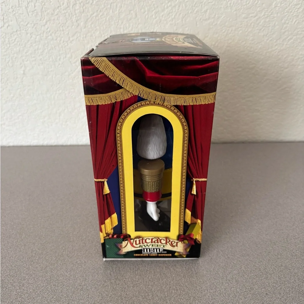 M&M'S Nutcracker Candy Dispenser - New In Box Limited Edition - Picture 3 of 6